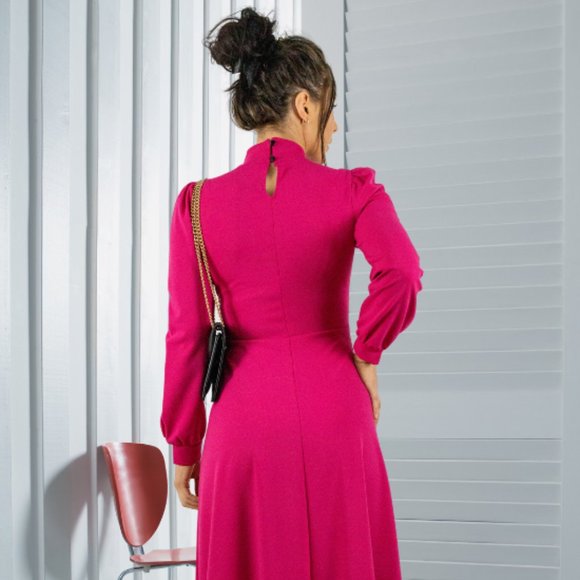 SIGANGE Dresses & Skirts - PINK TURTLE NECK KEYHOLE LONG SLEEVE SKATER MIDI DRESS